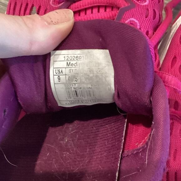 Brooks Ravenna 9 Womens Running Shoes US 9 Pink Purple Walking Sneakers Run Gym - Picture 2 of 8